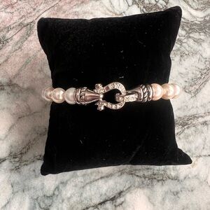 Silver Pearl Bracelet with Pave Horseshoe Buckle Clasp, 7.5"
